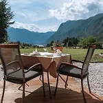 Apart Otel Apartmaji Triglav