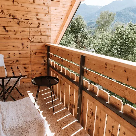 Apartmaji Triglav Aparthotel 3*