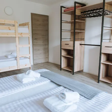 Apartmaji Triglav Aparthotel 3*
