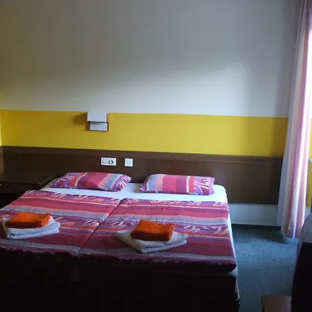 Apartmaji Triglav 아파트호텔 3*